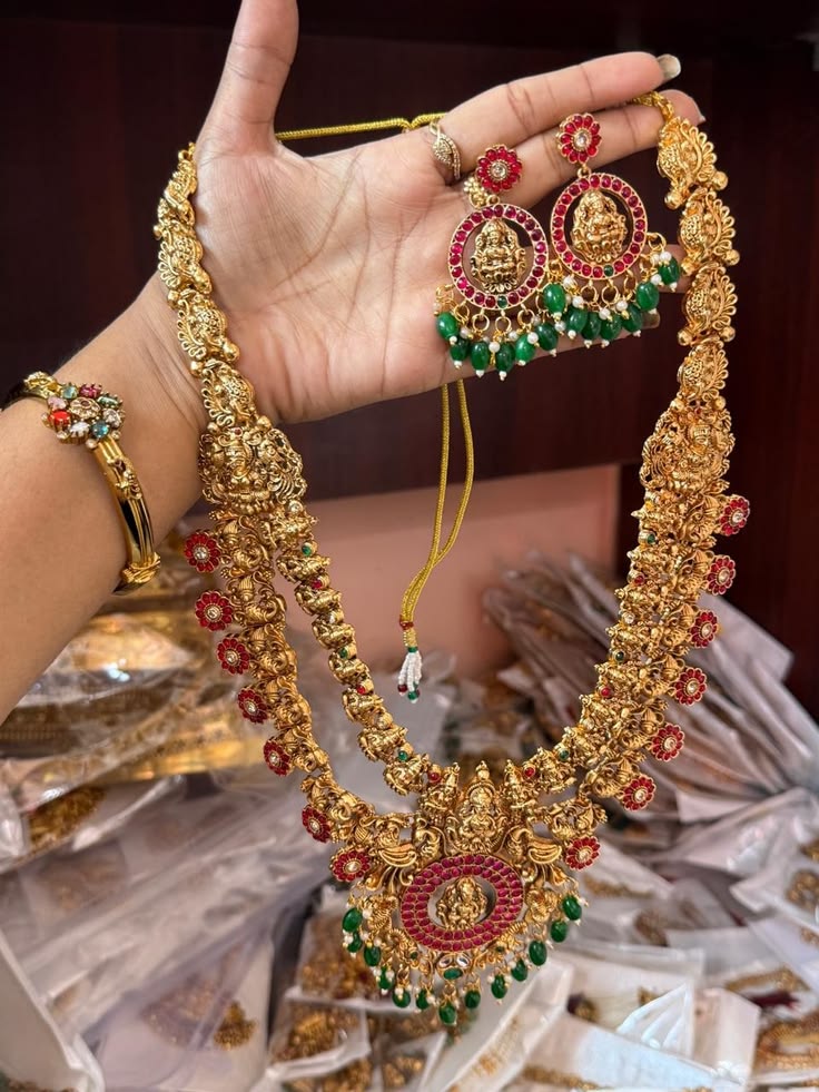 Super Antique Finished South Indian Haram Set